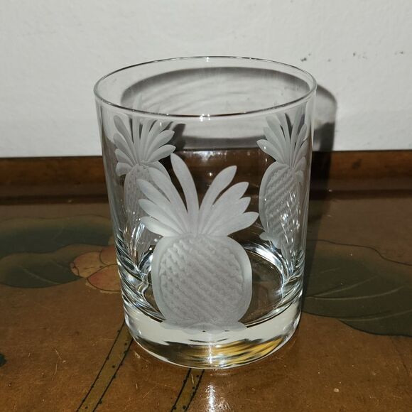 Pineapple Etched Coastal Decor Glass 14 oz. - Picture 1 of 3